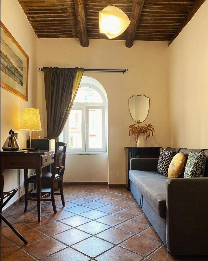 B&B Bellini Napoli Bagian luar foto