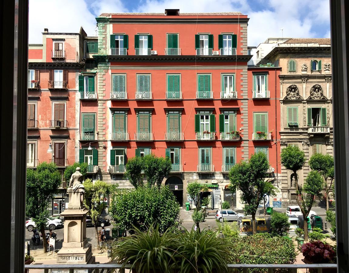 B&B Bellini Napoli Bagian luar foto