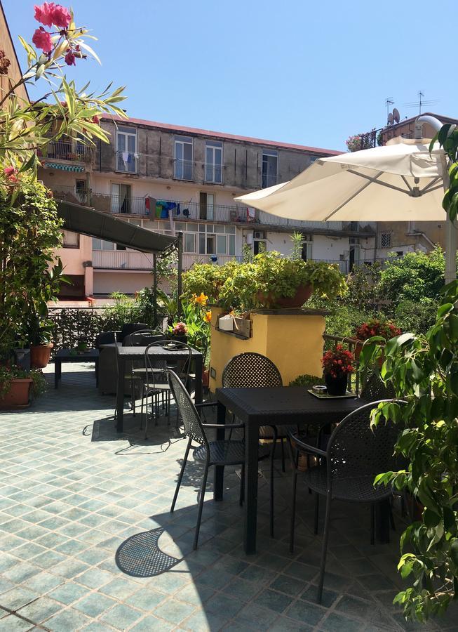 B&B Bellini Napoli Bagian luar foto
