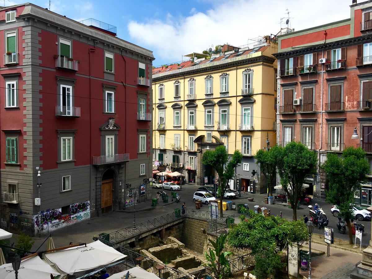 B&B Bellini Napoli Bagian luar foto